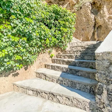 Apartmán Roca Chica - Parking - Frente Playa - Terraza - Wifi - Bajondillo Y Carihuela