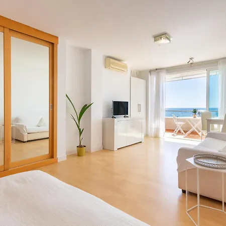 Roca Chica - Parking - Frente Playa - Terraza - Wifi - Bajondillo Y Carihuela Apartamento