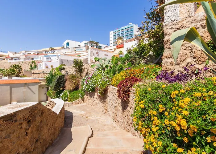 Апартаменты Roca Chica - Parking - Frente Playa - Terraza - Wifi - Bajondillo Y Carihuela *