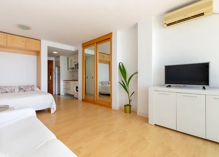 Roca Chica - Parking - Frente Playa - Terraza - Wifi - Bajondillo Y Carihuela Torremolinos