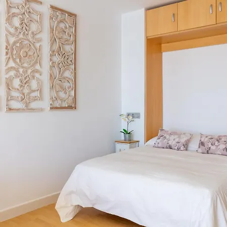 Apartment Roca Chica - Parking - Frente Playa - Terraza - Wifi - Bajondillo Y Carihuela Torremolinos