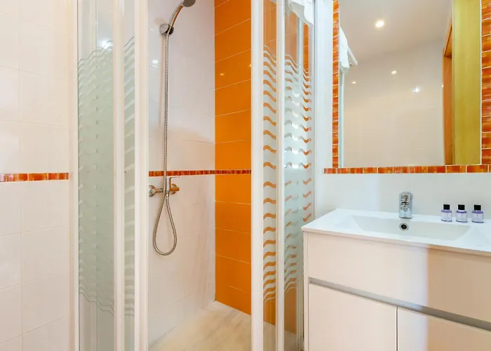 Roca Chica - Parking - Frente Playa - Terraza - Wifi - Bajondillo Y Carihuela Apartament