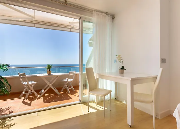 Roca Chica - Parking - Frente Playa - Terraza - Wifi - Bajondillo Y Carihuela Apartament *